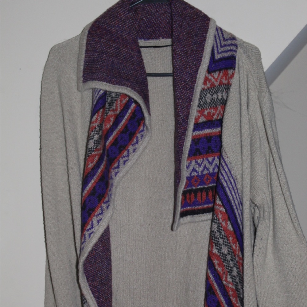 Kensie Aztec Cardigan